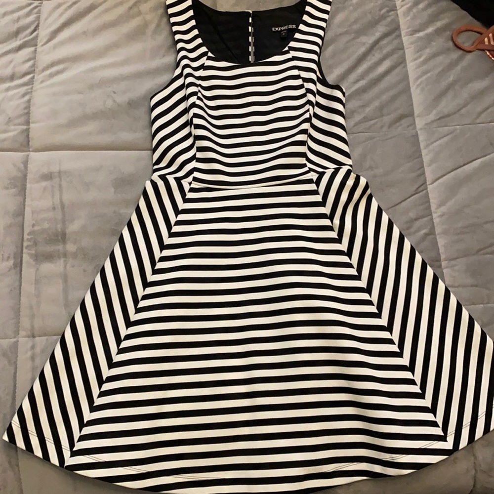 Express fit and flare